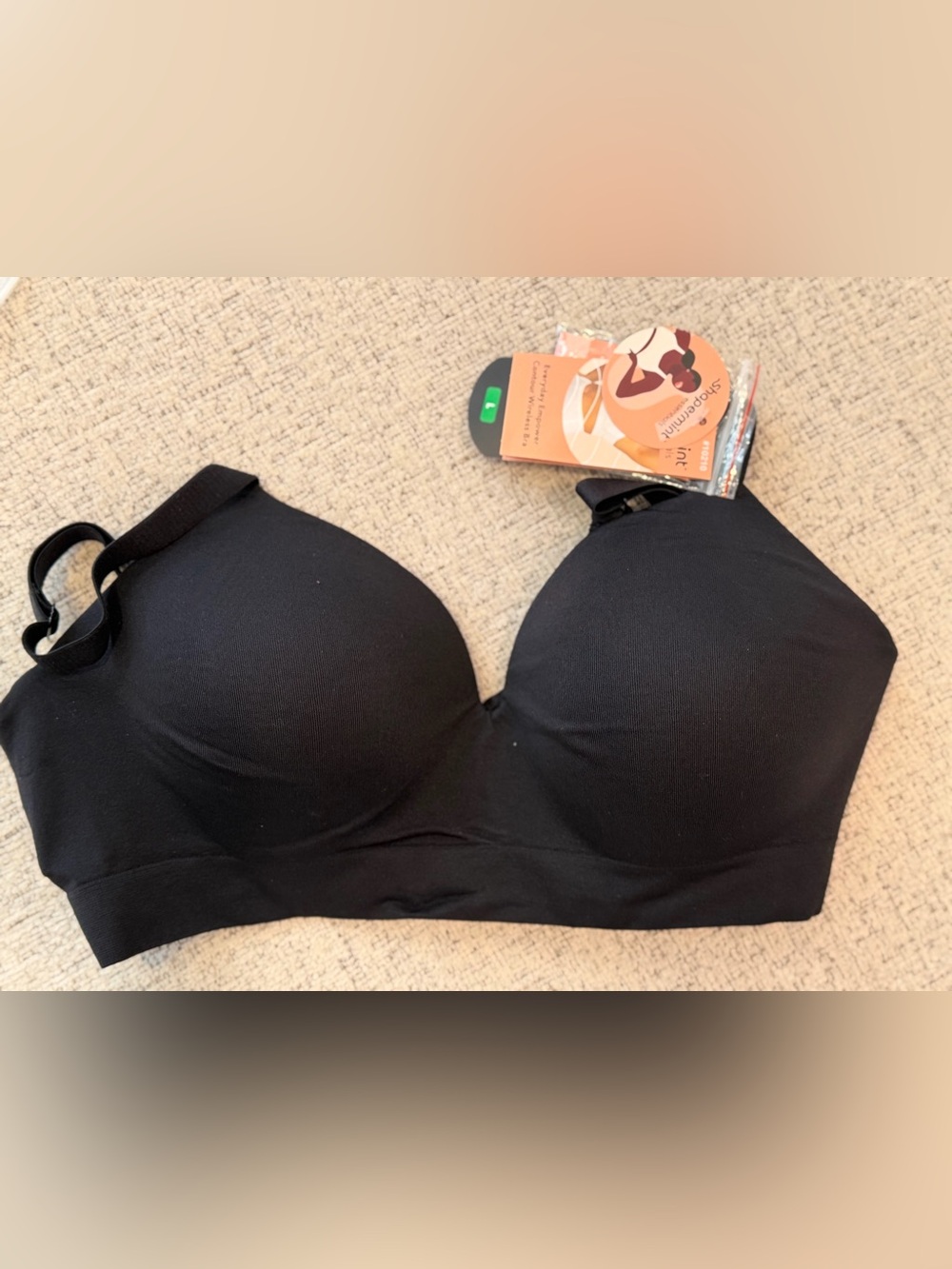 Shapermint Essentials Everyday Empower Contour Wireless Bra Black  L/G Seamless